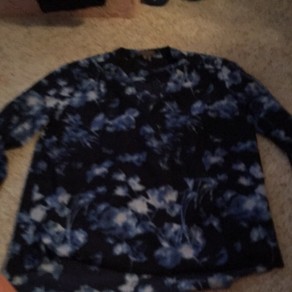 Pretty fall blouse - Picture 3 of 3